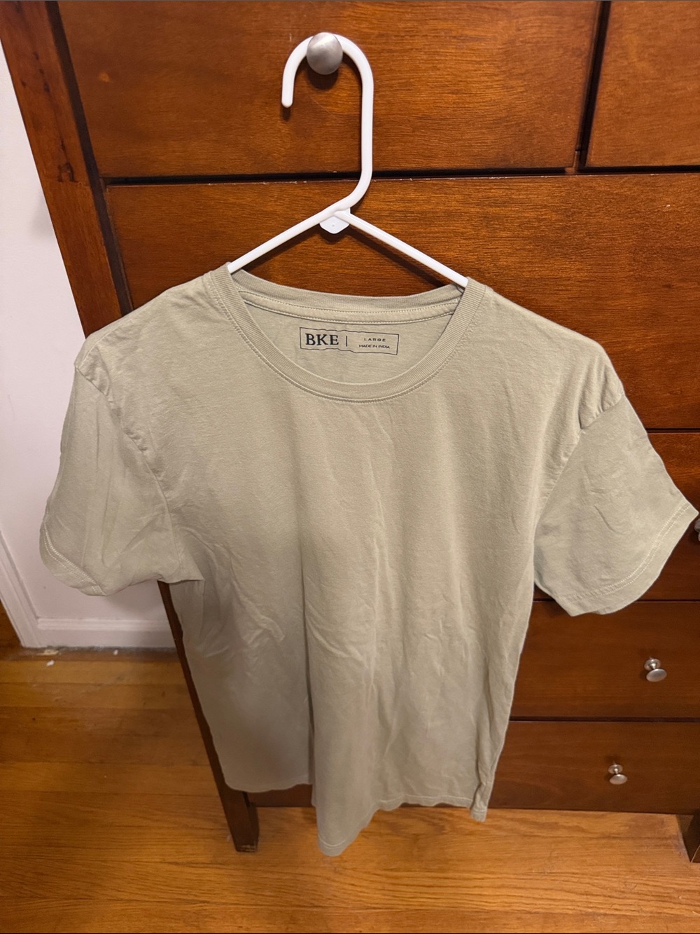 BKE Men's Short Sleeve Crew Tee in Sage Green